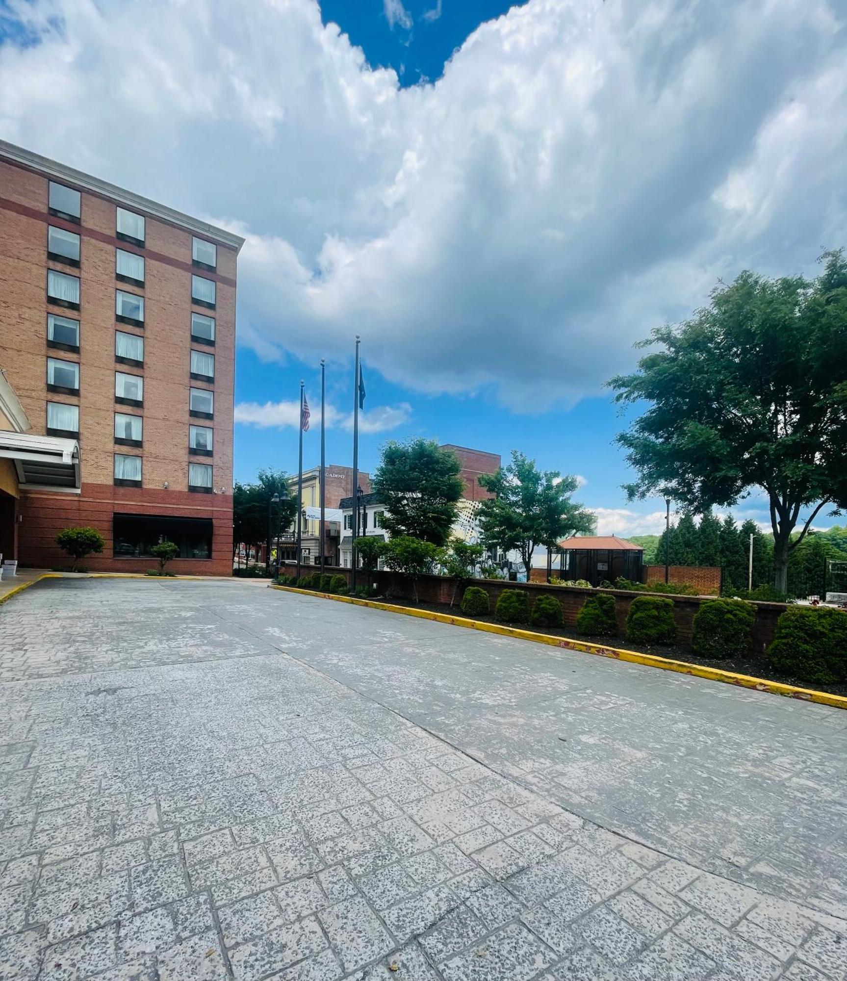 Lynchburg Grand Hotel Zewnętrze zdjęcie